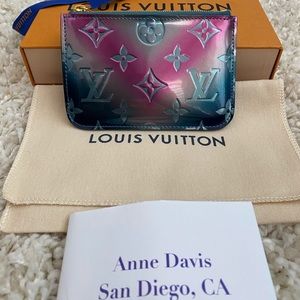 💗SOLD! Louis Vuitton Gradient Key Pouch💗